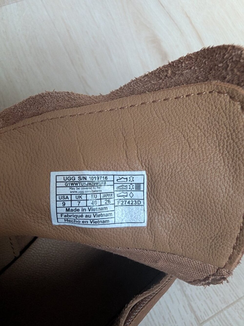 UGG Olive Genuine Shearling Cuff Sneaker (Women) Size 9, CHESTNUT NUBUCK LEATHER - Picture 4 of 7